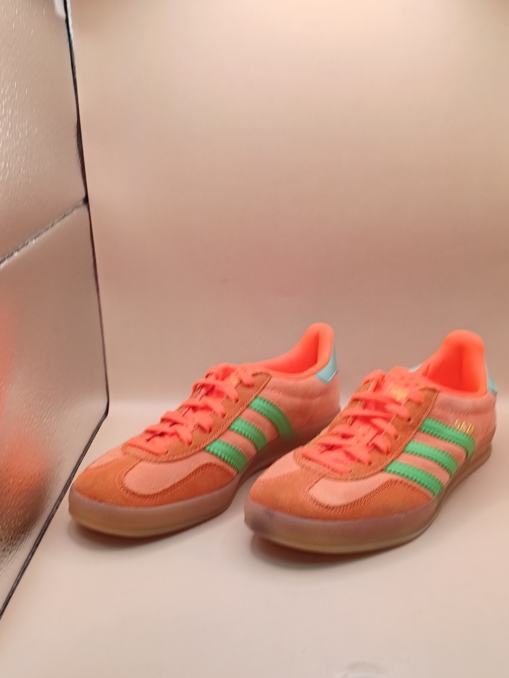 Adidas Gazelle Sneaker-Orange/Green Men Size 7.5 US JQ0193